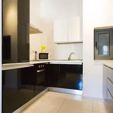 Spinola Bay Large 1 Bedroom For 4 Apartamento